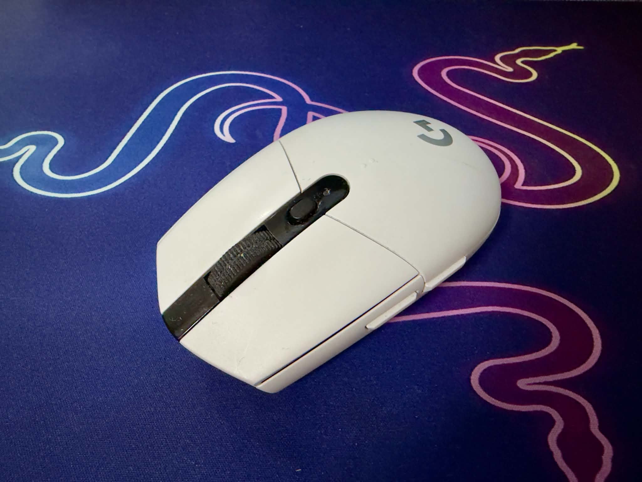 Logitech G305