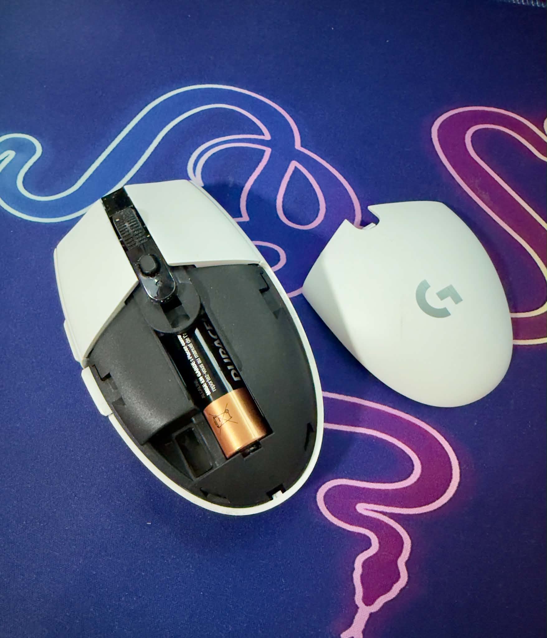 Logitech G305 